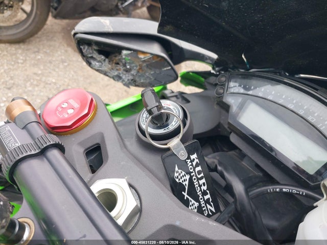 2014 Kawasaki Zx1000 K მანქანა იყიდება აუქციონზე, vin: JKAZXCK14EA009256, აუქციონის ნომერი: 45831220