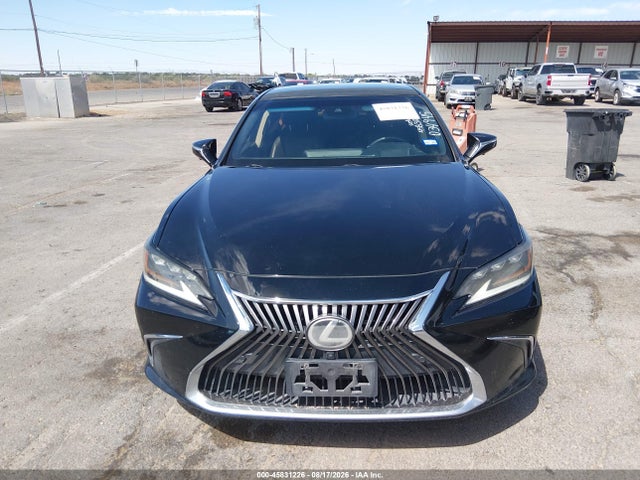 45831226 :رقم المزاد ، 58ABZ1B13KU034945 vin ، 2019 Lexus Es 350 Ultra Luxury مزاد بيع