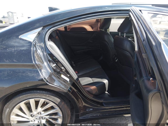 45831226 :رقم المزاد ، 58ABZ1B13KU034945 vin ، 2019 Lexus Es 350 Ultra Luxury مزاد بيع