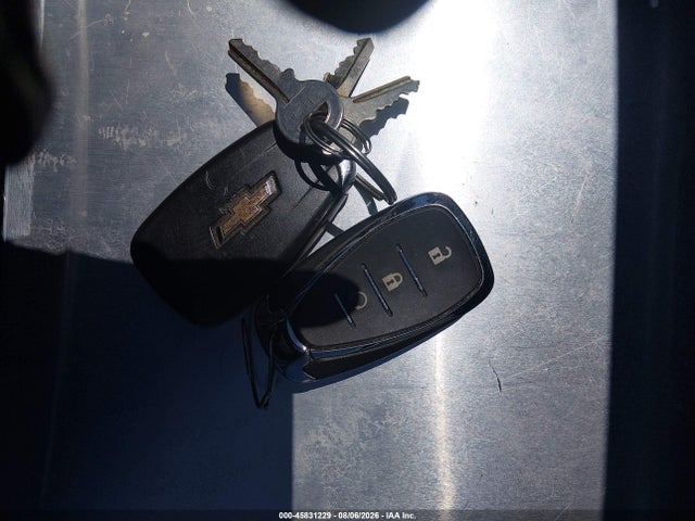 45831229 :رقم المزاد ، KL7CJLSB9KB963154 vin ، 2019 Chevrolet Trax Lt مزاد بيع