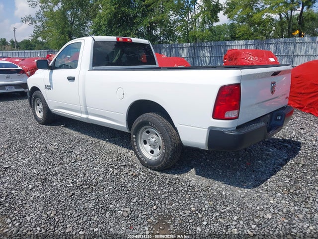 45831230 :رقم المزاد ، 3C6JR6DG7JG255415 vin ، 2018 Ram 1500 Tradesman  4x2 8' Box مزاد بيع