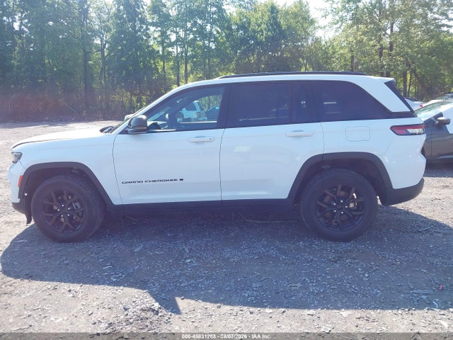 Продажа на аукционе авто 2024 Jeep Grand Cherokee Altitude 4x4, vin: 1C4RJHAG4R8934451, номер лота: 45831288