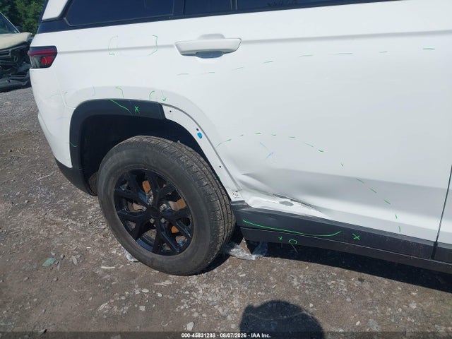 Продажа на аукционе авто 2024 Jeep Grand Cherokee Altitude 4x4, vin: 1C4RJHAG4R8934451, номер лота: 45831288