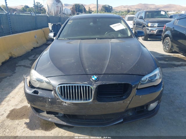 2012 Bmw 550i Xdrive მანქანა იყიდება აუქციონზე, vin: WBAFU9C59CC787413, აუქციონის ნომერი: 45831305
