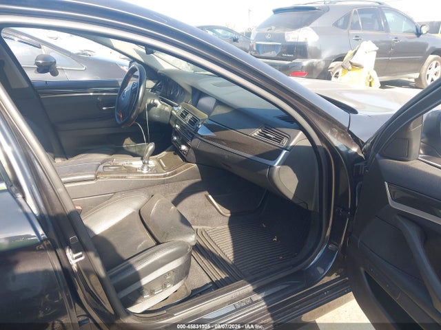 2012 Bmw 550i Xdrive მანქანა იყიდება აუქციონზე, vin: WBAFU9C59CC787413, აუქციონის ნომერი: 45831305