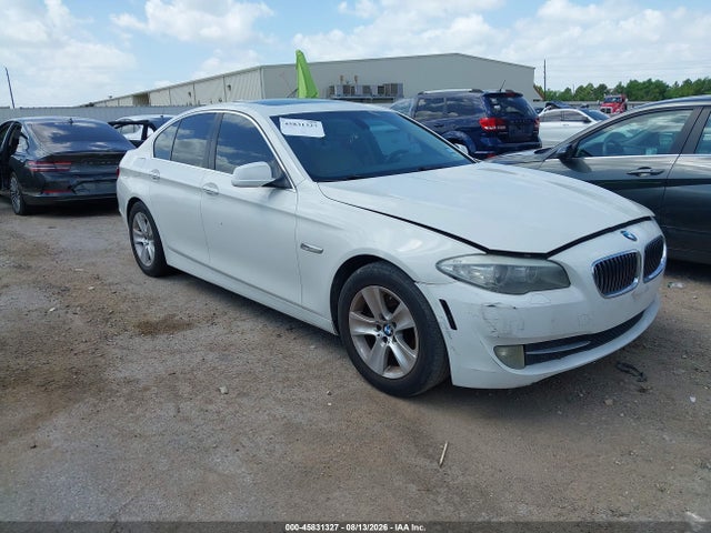 45831327 :رقم المزاد ، WBAFR1C5XBC746631 vin ، 2011 Bmw 528i مزاد بيع