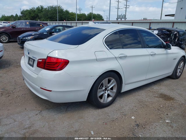 45831327 :رقم المزاد ، WBAFR1C5XBC746631 vin ، 2011 Bmw 528i مزاد بيع