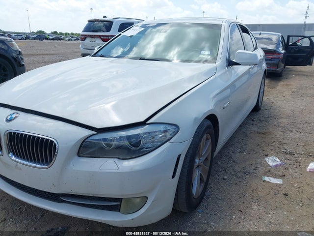 45831327 :رقم المزاد ، WBAFR1C5XBC746631 vin ، 2011 Bmw 528i مزاد بيع