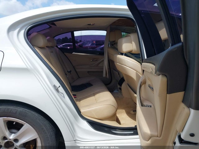 45831327 :رقم المزاد ، WBAFR1C5XBC746631 vin ، 2011 Bmw 528i مزاد بيع