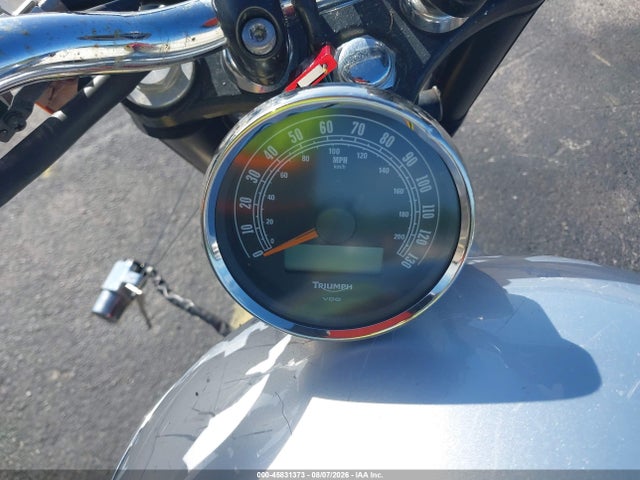 Продаж на аукціоні авто 2011 Triumph Motorcycle Bonneville, vin: SMT900K14BT490619, номер лоту: 45831373