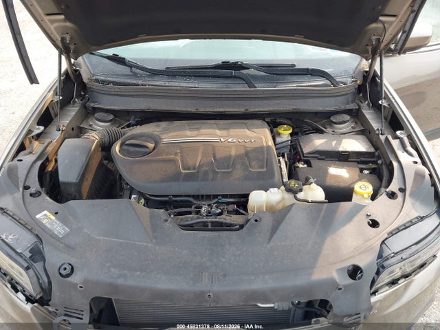 45831378 :رقم المزاد ، 1C4PJMCX7KD131272 vin ، 2019 Jeep Cherokee Latitude 4x4 مزاد بيع