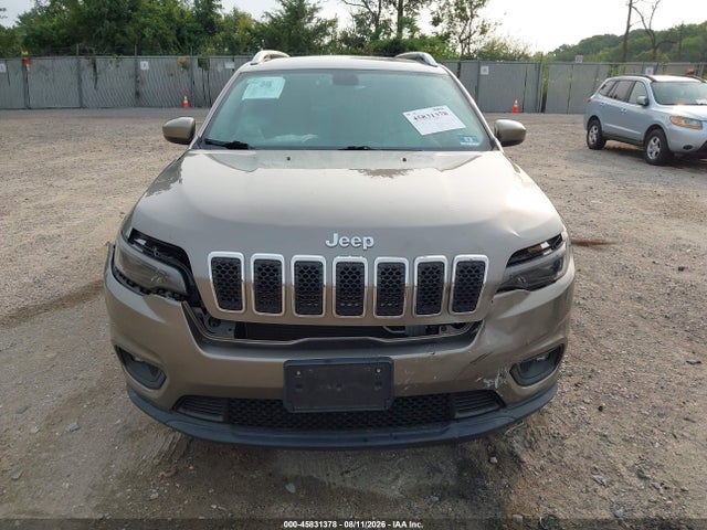 45831378 :رقم المزاد ، 1C4PJMCX7KD131272 vin ، 2019 Jeep Cherokee Latitude 4x4 مزاد بيع