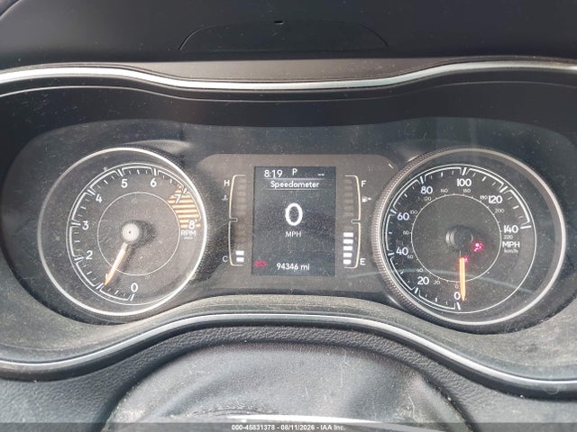 45831378 :رقم المزاد ، 1C4PJMCX7KD131272 vin ، 2019 Jeep Cherokee Latitude 4x4 مزاد بيع
