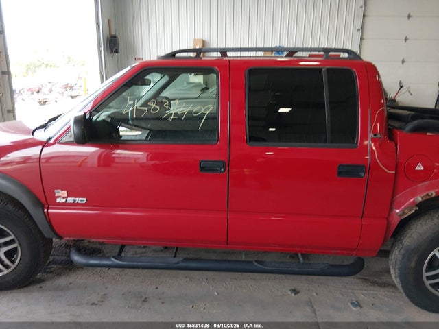 45831409 :رقم المزاد ، 1GCDT13X14K147705 vin ، 2004 Chevrolet S-10 Ls مزاد بيع