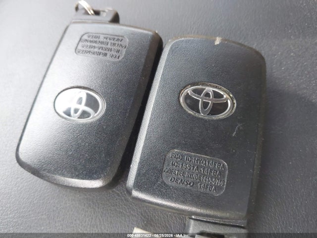 Продажа на аукционе авто 2014 Toyota Rav4 Limited, vin: 2T3YFREV1EW105109, номер лота: 45831422