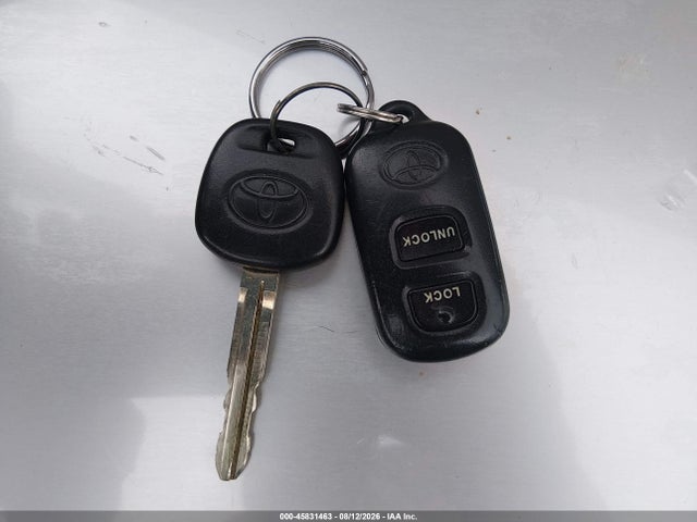 2005 Toyota Corolla Le მანქანა იყიდება აუქციონზე, vin: 1NXBR32E35Z377569, აუქციონის ნომერი: 45831463