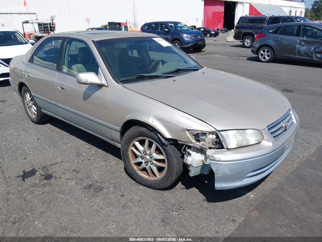 45831503 :رقم المزاد ، JT2BF22K110313781 vin ، 2001 Toyota Camry Le V6 مزاد بيع
