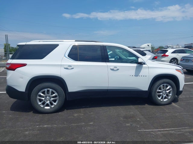 1GNERGKW3JJ242225 Chevrolet Traverse Lt Cloth