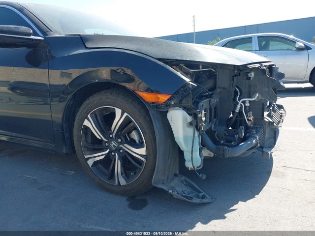 Honda Civic Touring 2016 19XFC1F92GE219024 Image 18