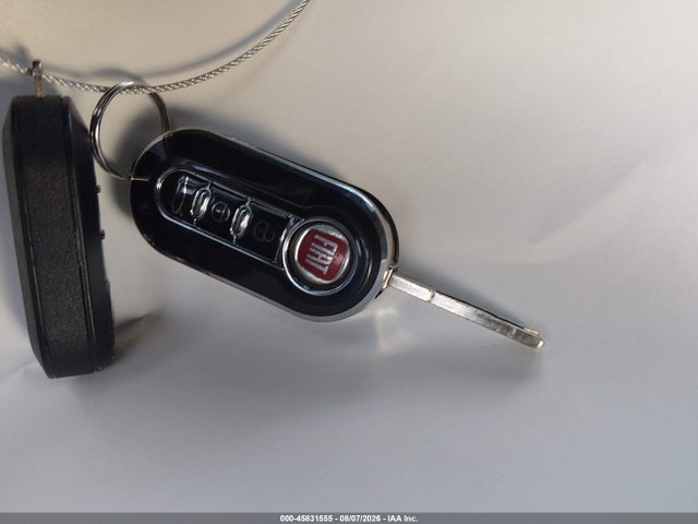 3C3CFFCHXJT524166 Fiat 500 LOUNGE