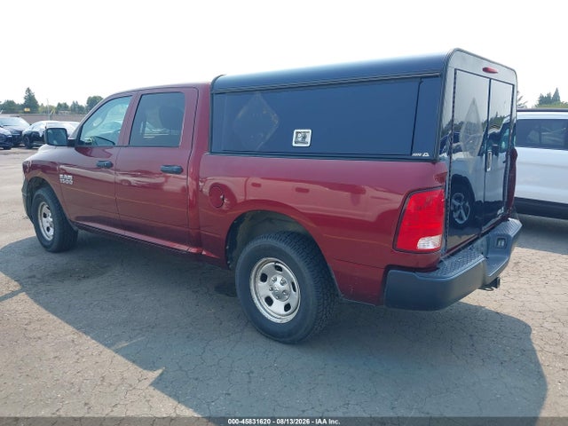 1C6RR7KG1JS106163 RAM 1500 Tradesman 4x4 5&#039;7 Box