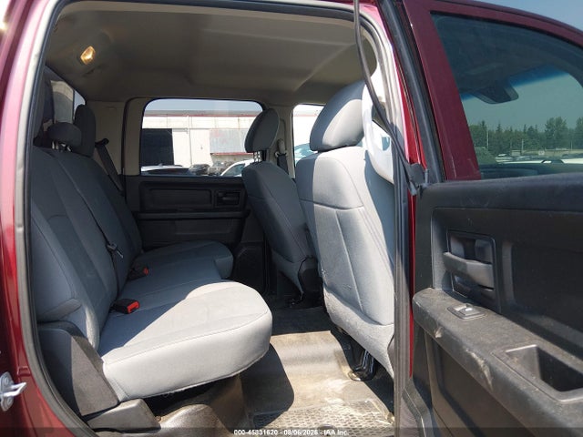 1C6RR7KG1JS106163 RAM 1500 Tradesman 4x4 5&#039;7 Box
