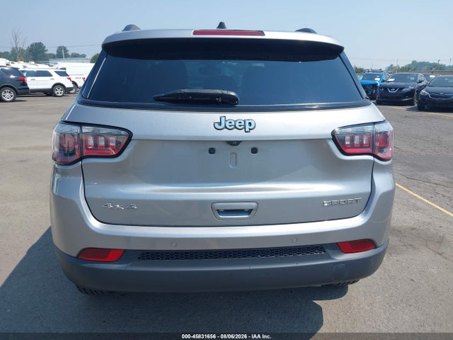 3C4NJDAB6JT392299 Jeep Compass Sport 4x4