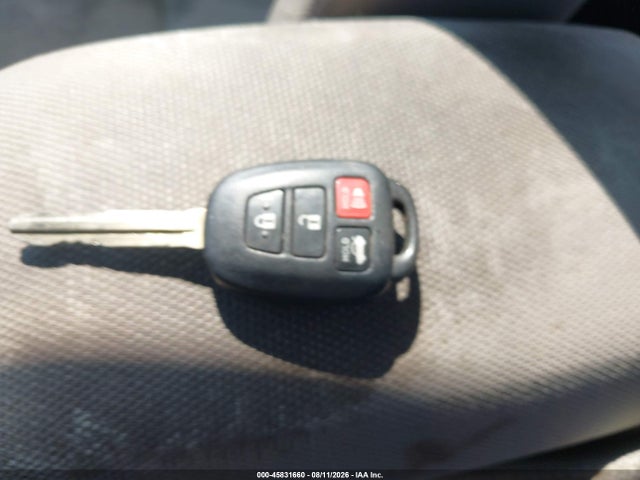 45831660 :رقم المزاد ، 2T1BURHE7GC487179 vin ، 2016 Toyota Corolla Le مزاد بيع