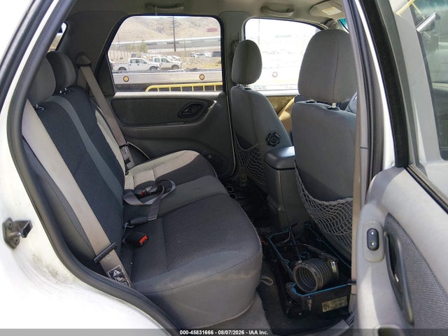45831666 :رقم المزاد ، 1FMYU04152KD98643 vin ، 2002 Ford Escape Xlt مزاد بيع