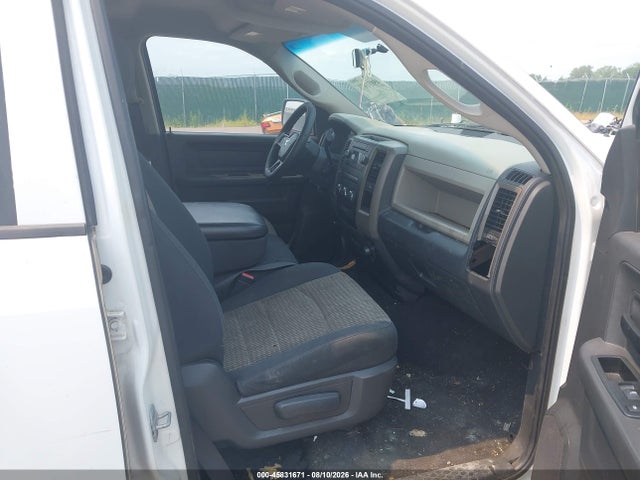 45831671 :رقم المزاد ، 1C6RD6FP1CS113197 vin ، 2012 Ram 1500 St مزاد بيع