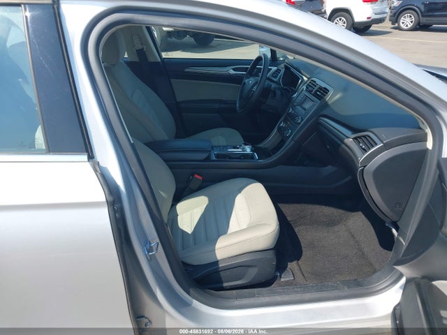3FA6P0UU3JR141882 Ford Fusion Hybrid S