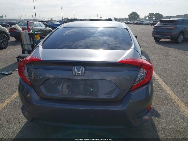 Honda Civic Lx 2018 2HGFC2F5XJH565189 Image 17