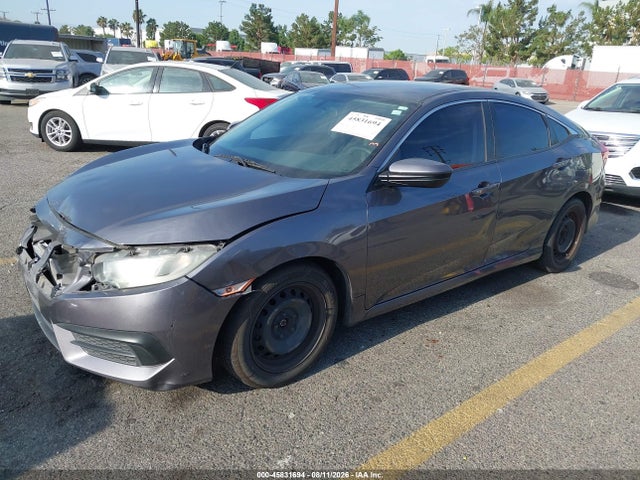 Honda Civic Lx 2018 2HGFC2F5XJH565189 Image 2