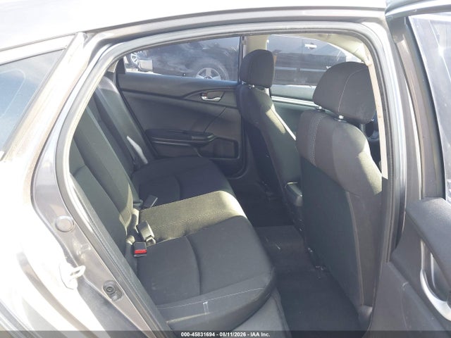 Honda Civic Lx 2018 2HGFC2F5XJH565189 Image 8