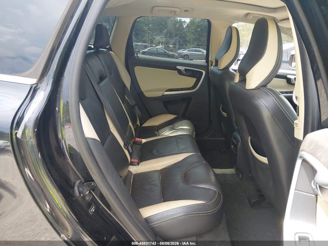 Продаж на аукціоні авто 2011 Volvo Xc60 T6/t6 R-design, vin: YV4902DZ2B2223592, номер лоту: 45831742