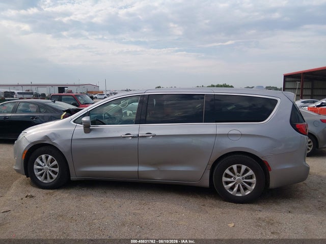 Продаж на аукціоні авто 2019 Chrysler Pacifica Touring Plus, vin: 2C4RC1FG7KR528460, номер лоту: 45831762
