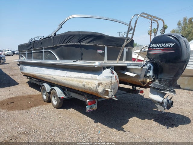 Sun Chaser Boat 2017 SUN21082F617 Image 3