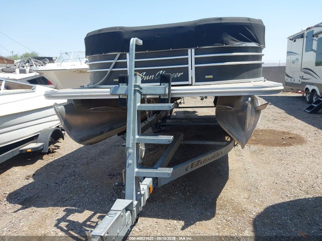Sun Chaser Boat 2017 SUN21082F617 Image 7