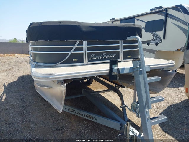 Sun Chaser Boat 2017 SUN21082F617 Image 9