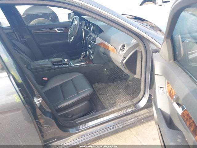 45831865 :رقم المزاد ، WDDGF4HB6DA871503 vin ، 2013 Mercedes-benz C 250 Sport مزاد بيع