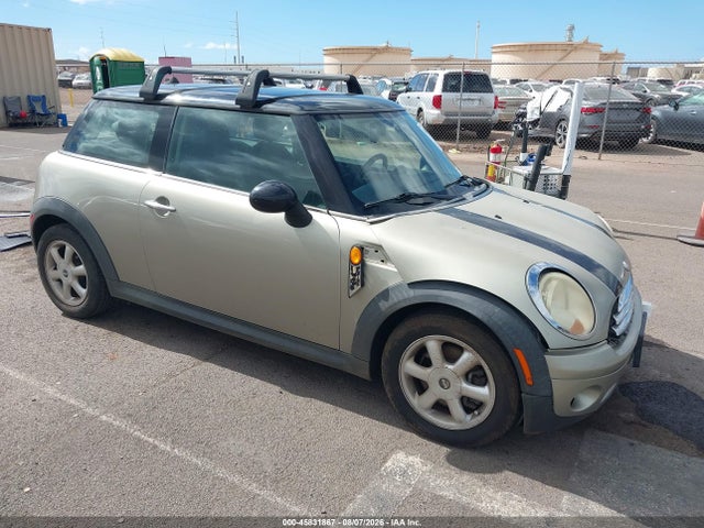 2010 Mini Cooper მანქანა იყიდება აუქციონზე, vin: WMWMF3C50ATZ22256, აუქციონის ნომერი: 45831867