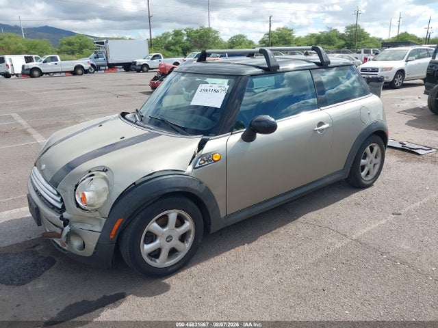 45831867 :رقم المزاد ، WMWMF3C50ATZ22256 vin ، 2010 Mini Cooper مزاد بيع