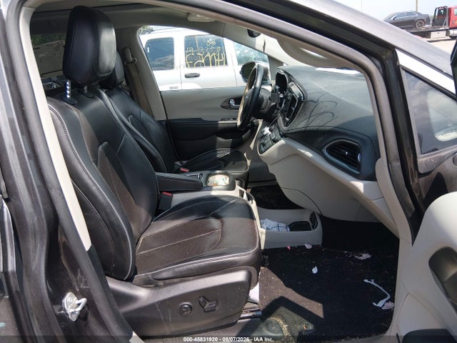 Продажа на аукционе авто 2018 Chrysler Pacifica Limited, vin: 2C4RC1GG1JR186887, номер лота: 45831920
