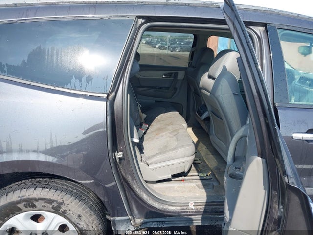 45831921 :رقم المزاد ، 1GNKRFED7HJ203123 vin ، 2017 Chevrolet Traverse Ls مزاد بيع
