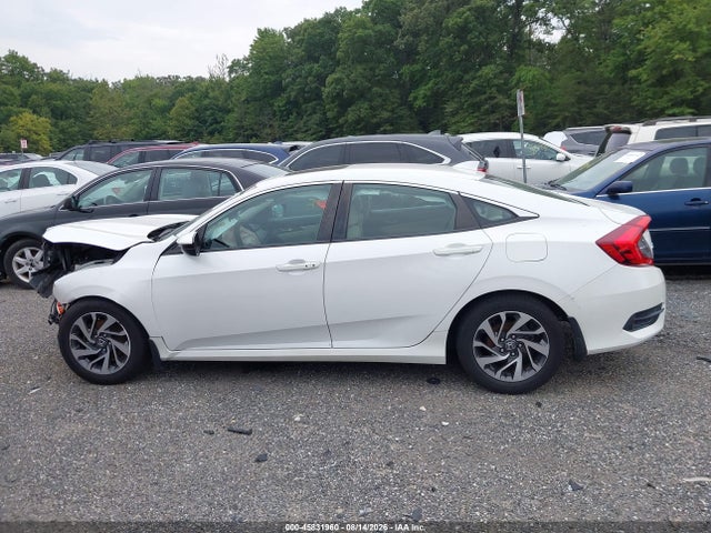 Aukcja sprzedaży 2018 Honda Civic Ex, vin: 2HGFC2F77JH522205, numer aukcji: 45831960
