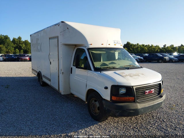 45831983 :رقم المزاد ، 1GD37TCG5H1106206 vin ، 2017 Gmc Savana Cutaway Work Van مزاد بيع