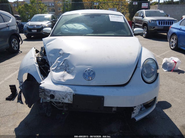 2016 Volkswagen Beetle 1.8t Se მანქანა იყიდება აუქციონზე, vin: 3VWJ17AT1GM615177, აუქციონის ნომერი: 45832013