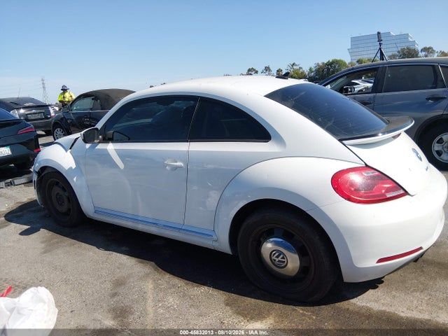 2016 Volkswagen Beetle 1.8t Se მანქანა იყიდება აუქციონზე, vin: 3VWJ17AT1GM615177, აუქციონის ნომერი: 45832013