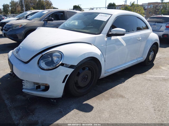 2016 Volkswagen Beetle 1.8t Se მანქანა იყიდება აუქციონზე, vin: 3VWJ17AT1GM615177, აუქციონის ნომერი: 45832013