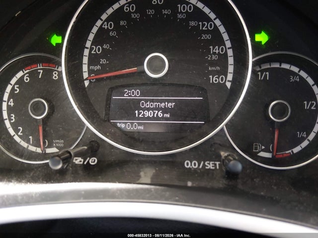 2016 Volkswagen Beetle 1.8t Se მანქანა იყიდება აუქციონზე, vin: 3VWJ17AT1GM615177, აუქციონის ნომერი: 45832013